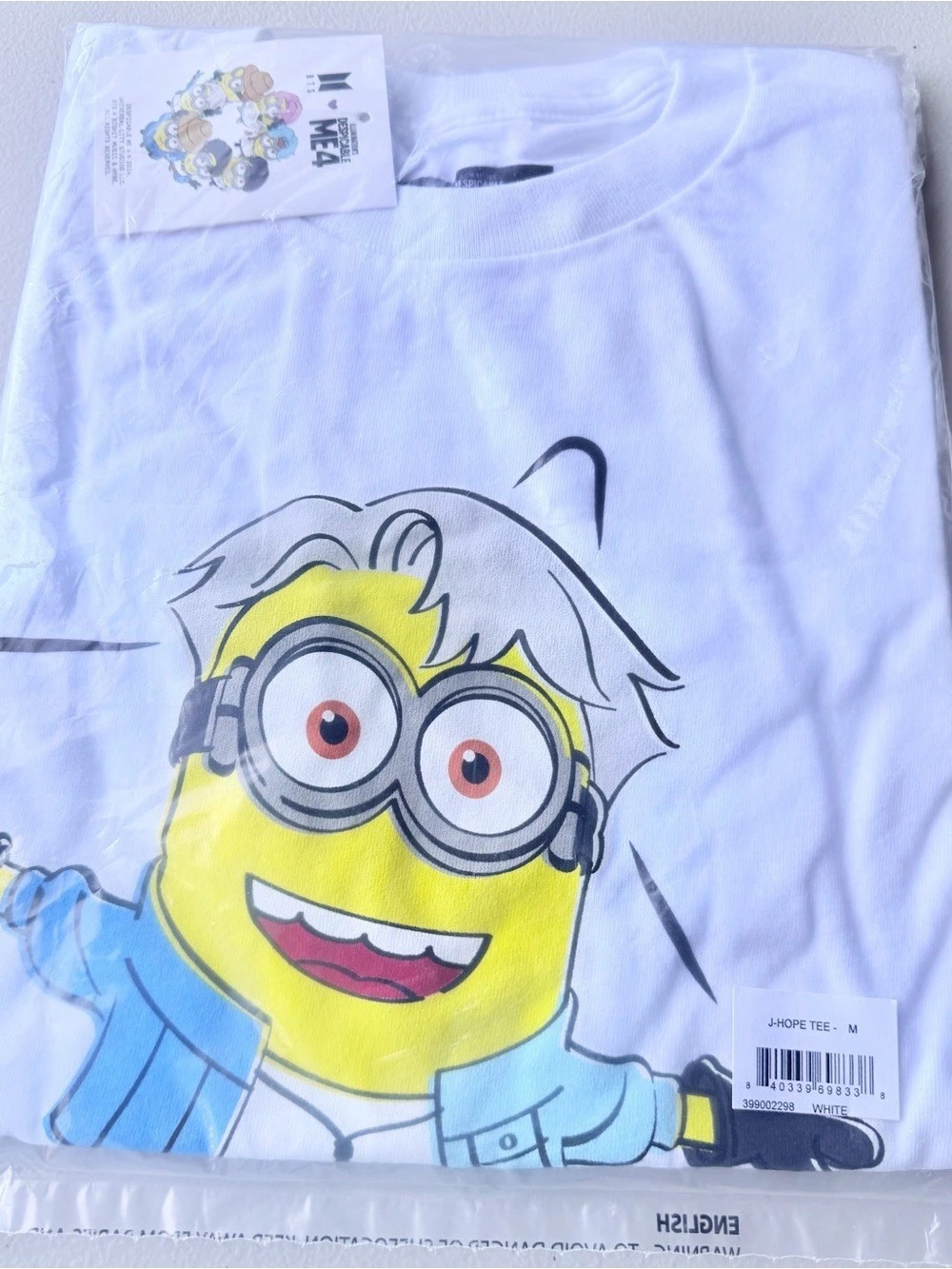 Despicable Me Graphic Tee in White & Blue Size Medium NWT JHOPE